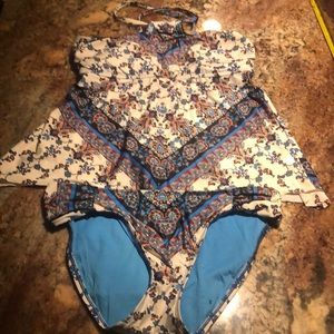 Lucky Brand Tankini, size medium.